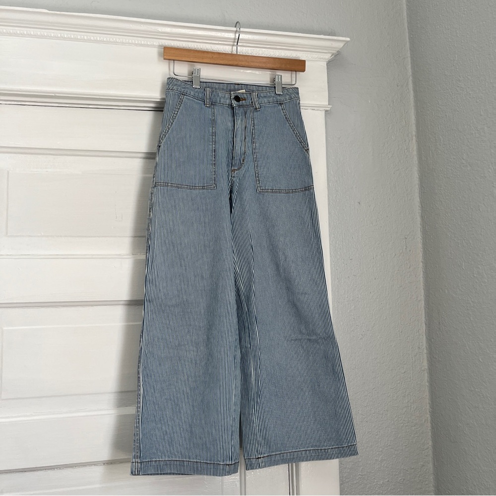Women's Wide-Leg Blue Jeans